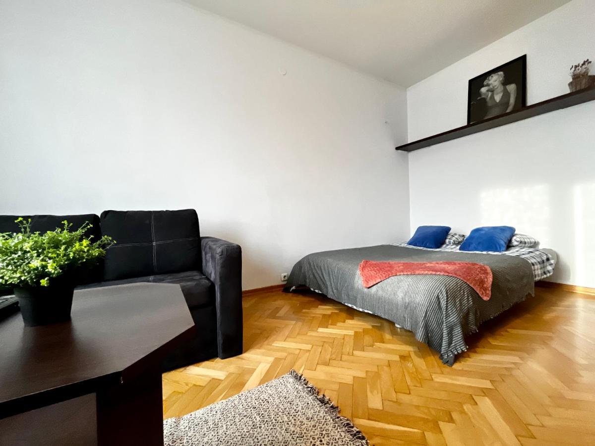 Old Town Apartment Краков Экстерьер фото